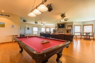 pool table at chalet on the way