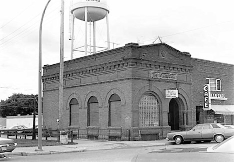 469 Centennial Bldg