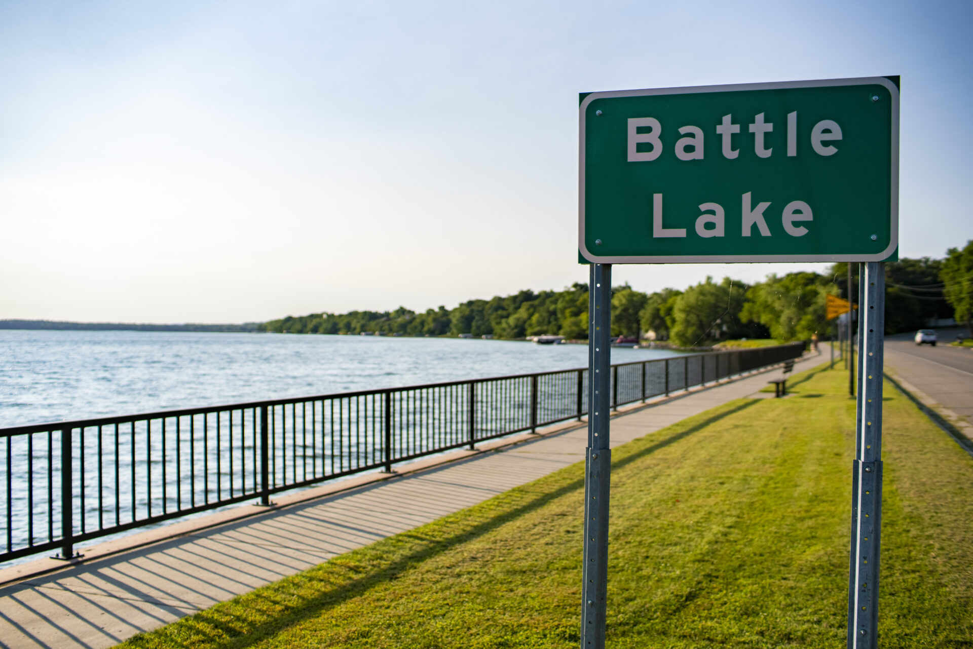 Battle Lake trail and lake