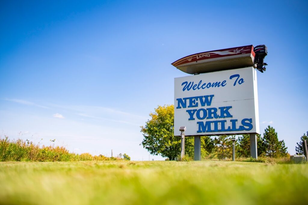 Welcome to New York Mills welcome sign