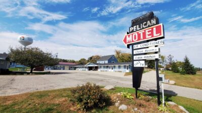 New Pelican Motel