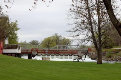 Phelps Mill Pedestrian Walkway