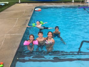 kids-swimming-pool